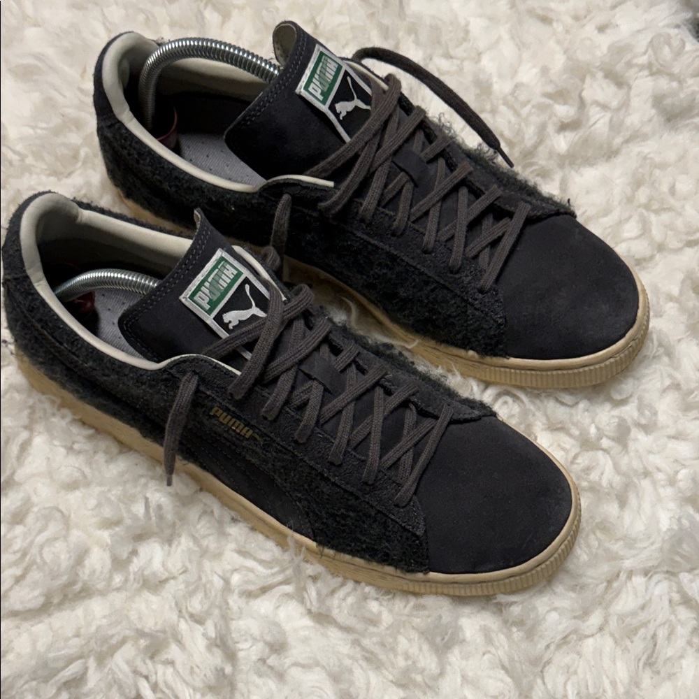 Puma Suede Sneakers